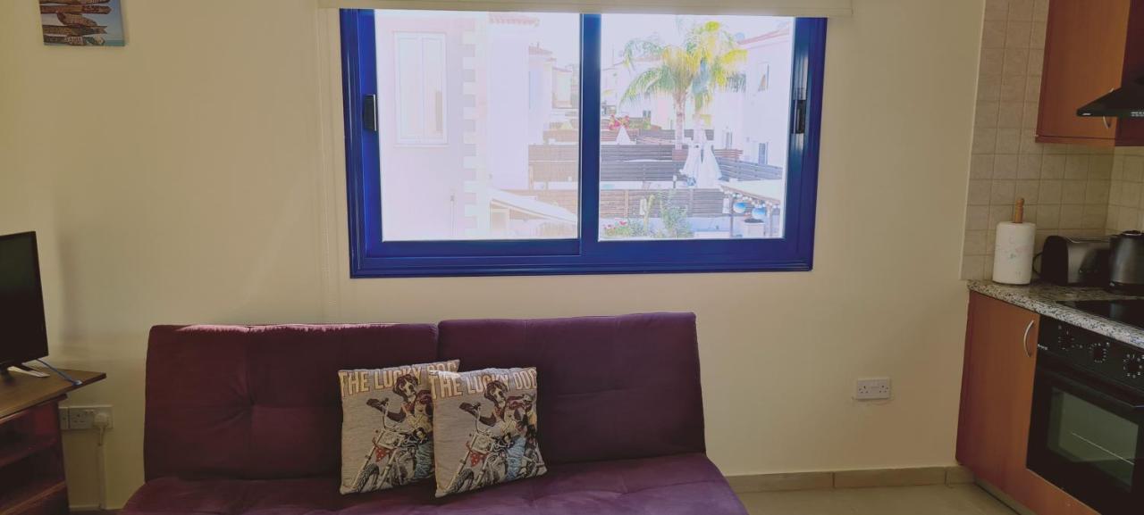 Stay Trinity Beach Apts Paralimni Eksteriør billede