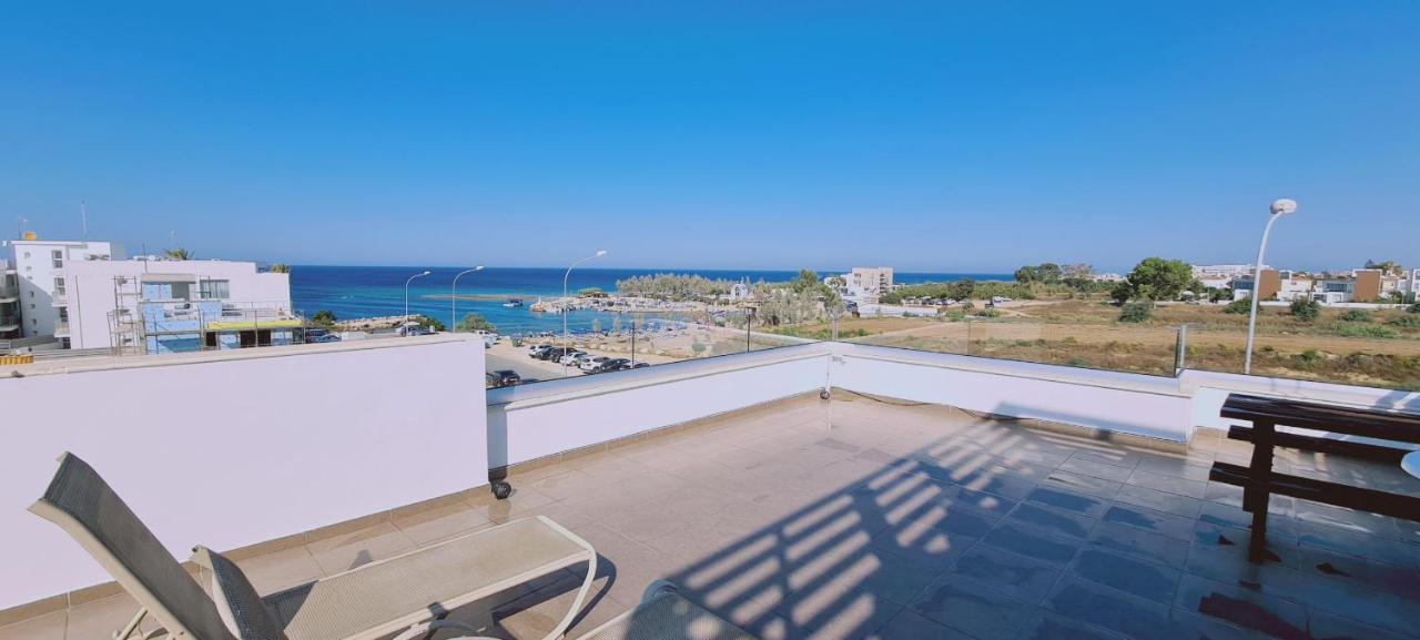 Stay Trinity Beach Apts Paralimni Eksteriør billede